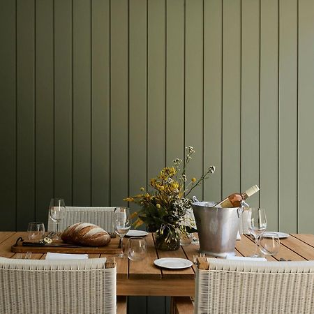 Bells At Killcare Boutique Hotel, Restaurant & Spa (Adults Only) Exterior photo